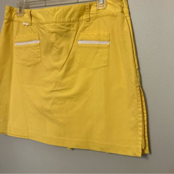IZOD Yellow With White Trim Athletic Shorts Skorts With Shorts Size 8 Stretch - Picture 2 of 7